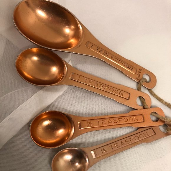VINTAGE  MEASURING SPOONS 5 SETS BLK FARBERWARE COPPER FIESTAWARE FOX RUN WHITE - Picture 4 of 14